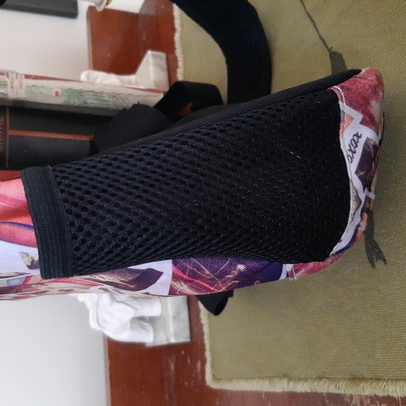 Reebok Sling Bag - Picture 5 of 6